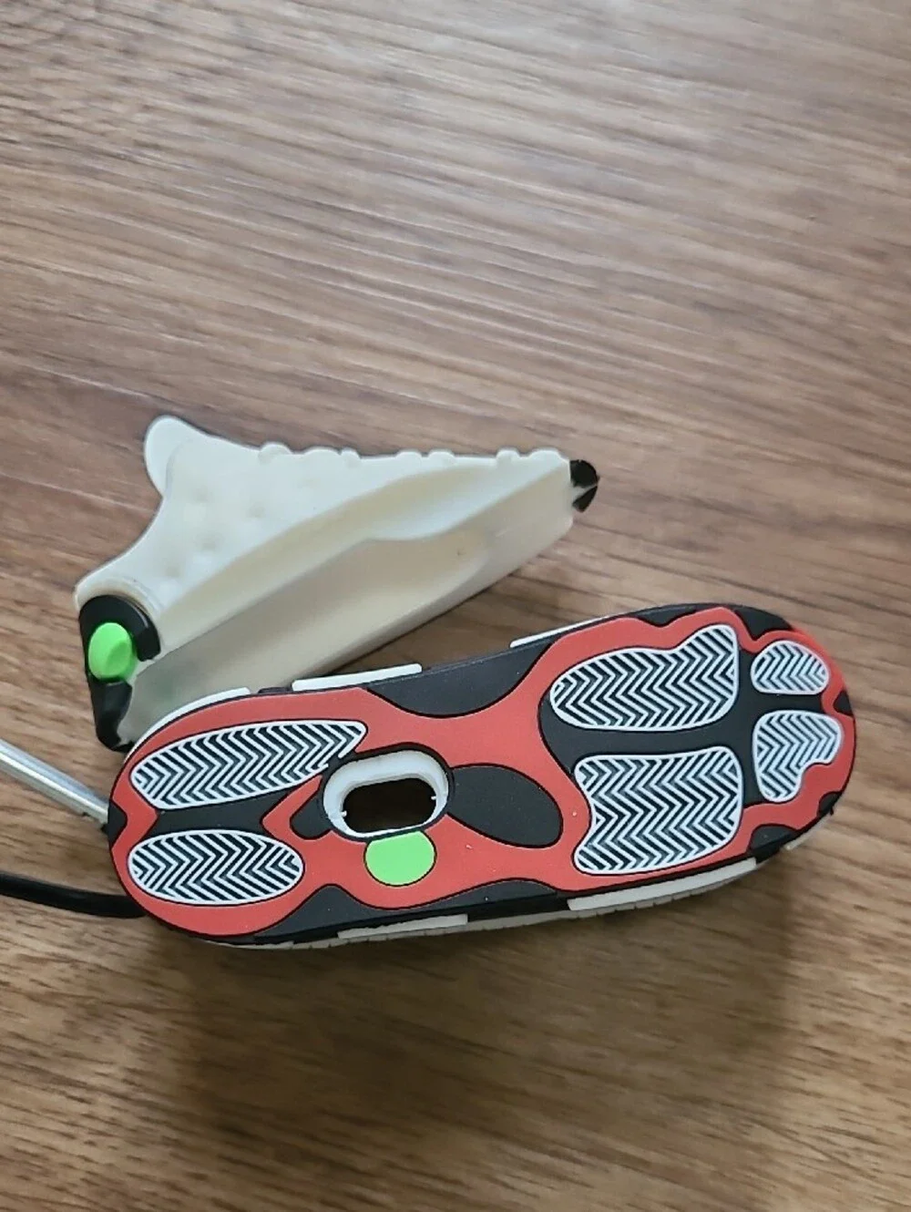 Ear Pods White and Black Sneaker Case